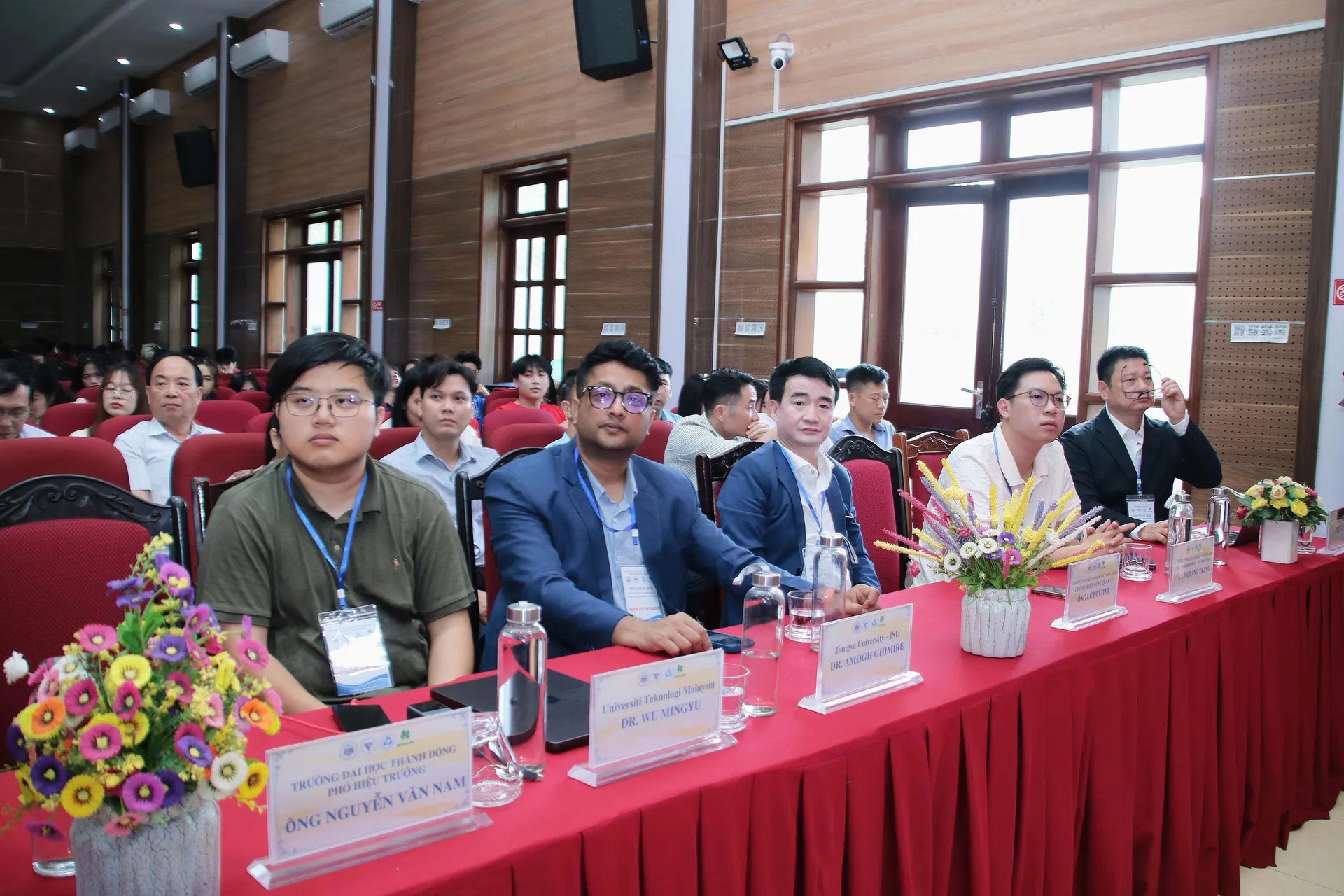 Khách mời quốc tế tại INCOTEH 2026